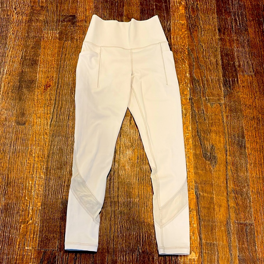 Athleta salutation stash mesh tight XXS like new